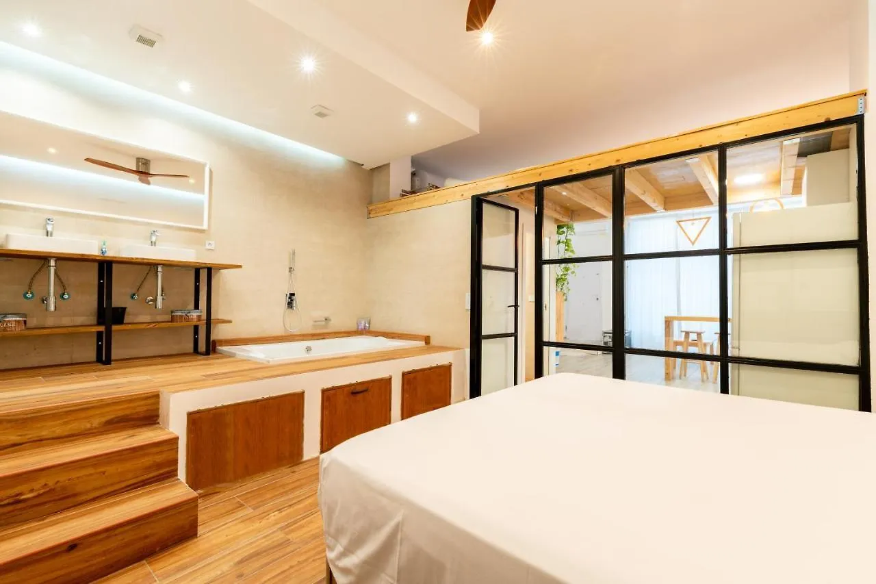 Holi-Rent Luis Montoto Apartment Seville