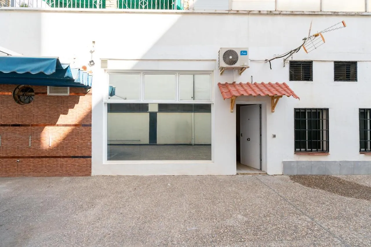 Holi-Rent Luis Montoto Apartment Seville